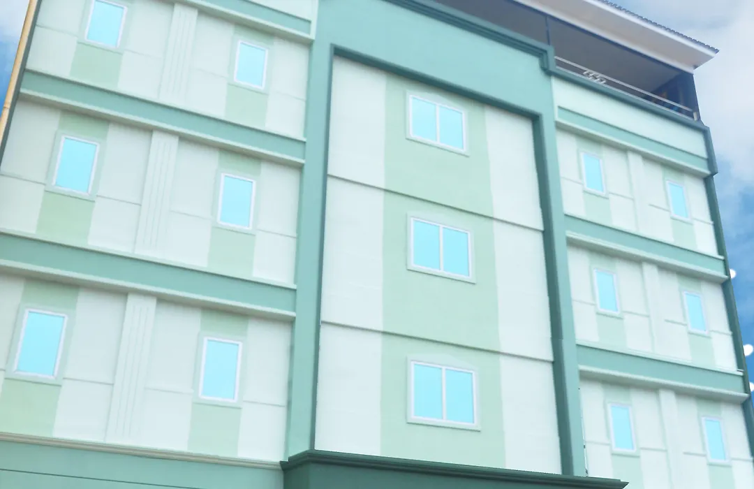 Leaf Hotel-1