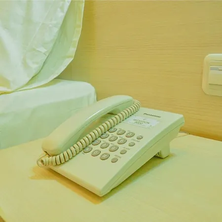 Leaf Hotel-2